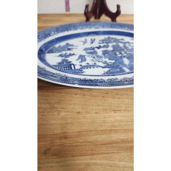 Vintage Johnson Bros. 12 inch Blue Willow Oval Platter - Picture 3 of 4